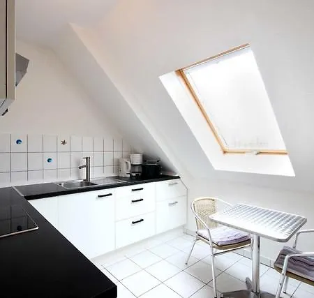 Haus Rabe By Rujana *